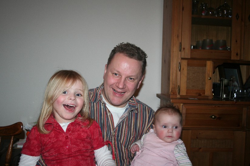 Anoek, papa en Pien - februari 2008