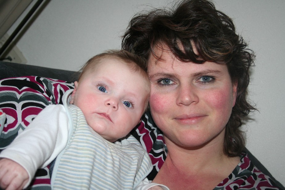 mama en pien (5mnd) 21mrt08